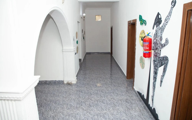 Minaret Hotel