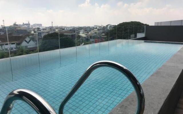Yello Hotel Paskal Bandung