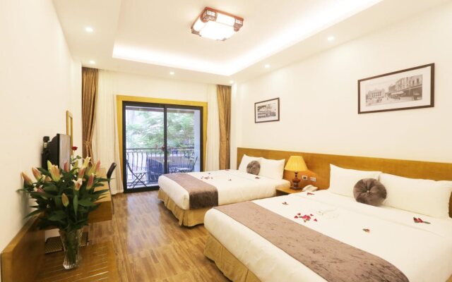 Family Hanoi Hotel