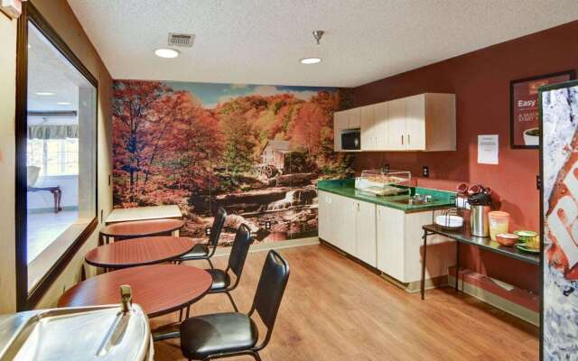 Rodeway Inn & Suites Lewisville I-35