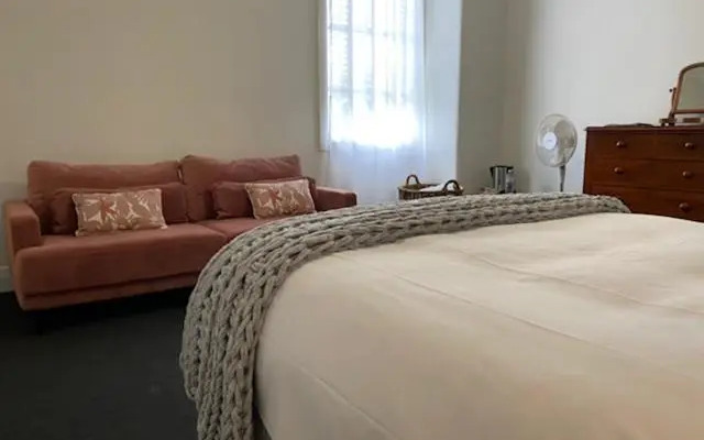 The Barkly Bistro Bar & Accommodation