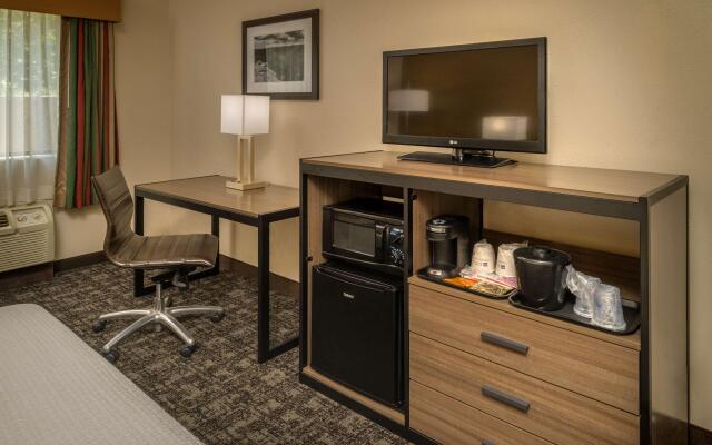 Best Western Logan Inn