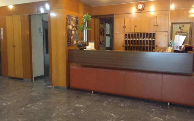 Electra Hotel