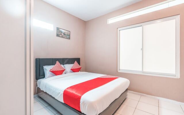 Super OYO 1868 J&b Room Pramuka
