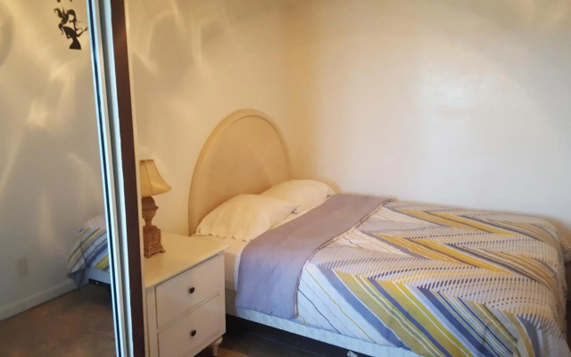 Sunset Gardens Guesthouse