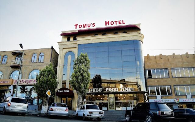 Tomu's Hotel