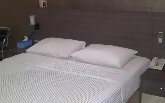 Permata Hotel Purwakarta