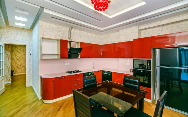 Luxe House in Nizami Street 1