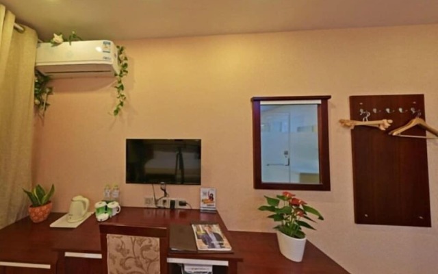 GreenTree Alliance Jiangsu Yangzhou Hanjiang Middle Road Libao Square Hotel