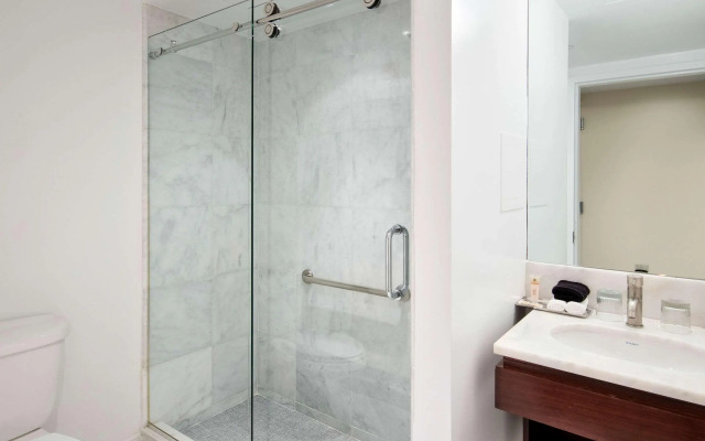The Carvi Hotel New York, Ascend Hotel Collection