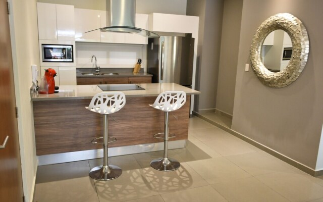 Lunada 115 by iMexico