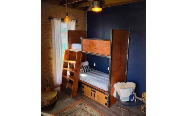 Deep Ellum Hostel