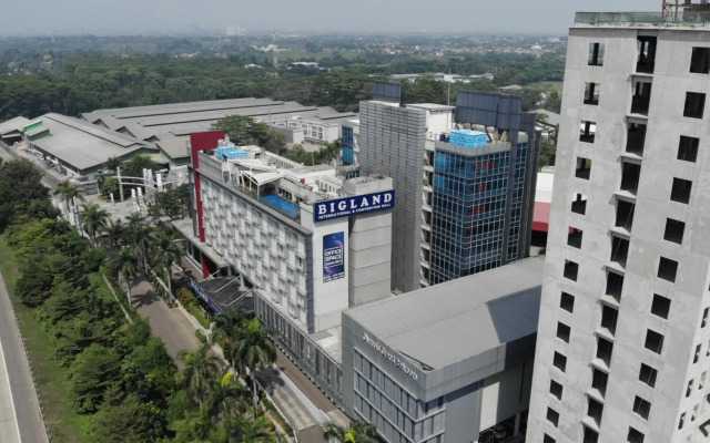 Bigland Hotel & Convention Sentul