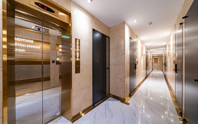 Hotel Insta Suwon