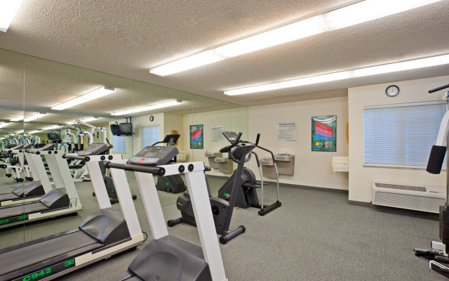 Sonesta Simply Suites Orange County Airport