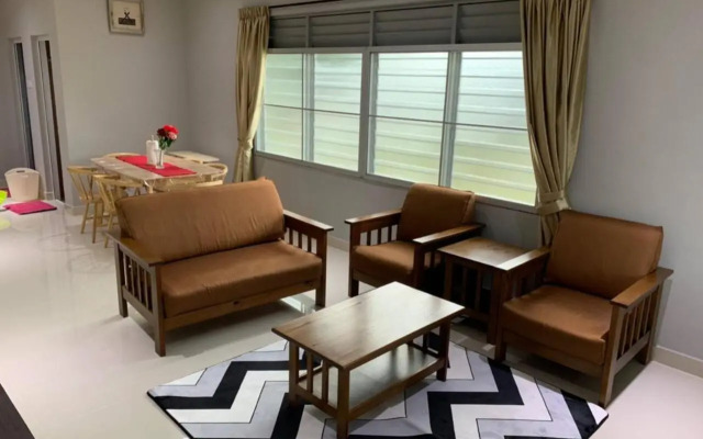Traditional Villa with Modern Design 3R2B