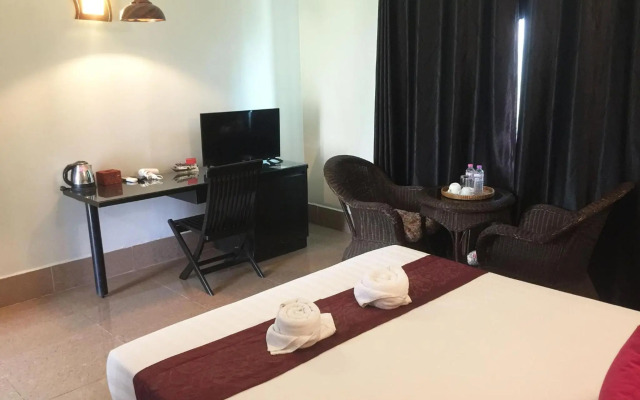 Central Night Hotel