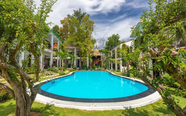 Caesar Phu Quoc Hotel