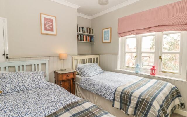 Demeter Holiday Cottage
