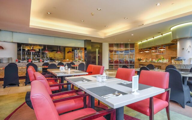 Beijing Landmark Hotel