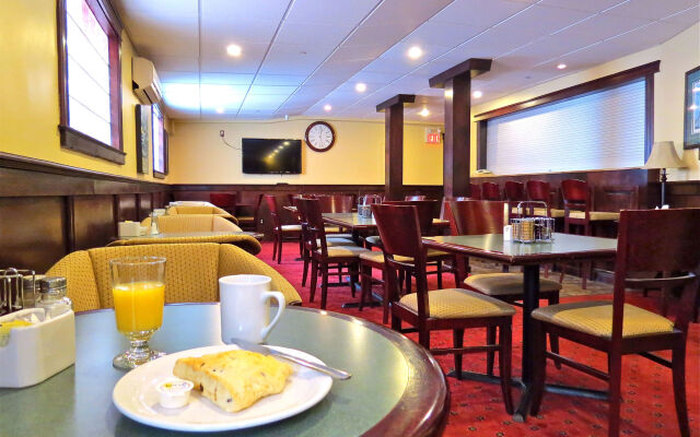 The Murray Premises Hotel