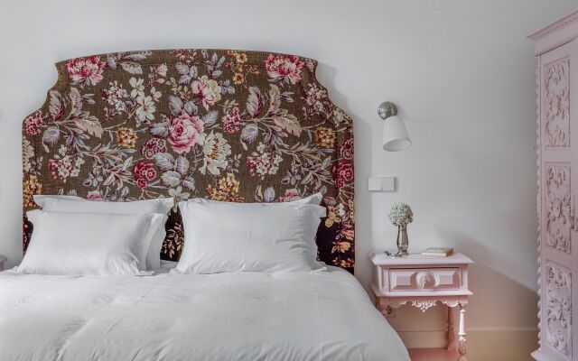 Residentas Apostolos