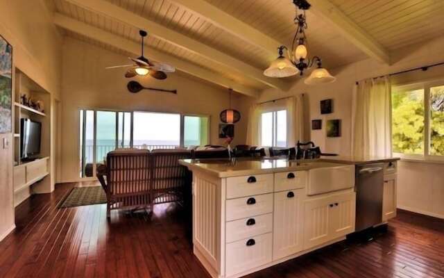 The Jewel Box 2 Bedroom Home by RedAwning