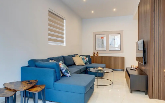 Art Deco Luxury Apartment Central Location