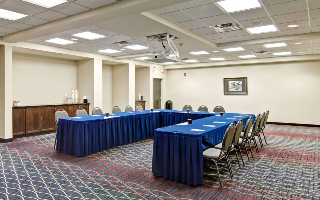 Hampton Inn & Suites by Hilton Red Deer
