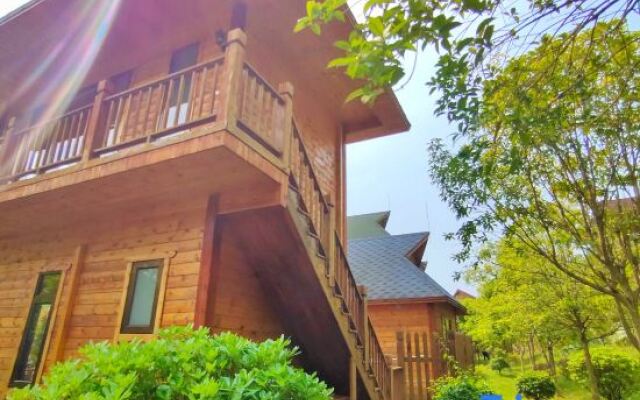 Hongfeng Holiday Hotel