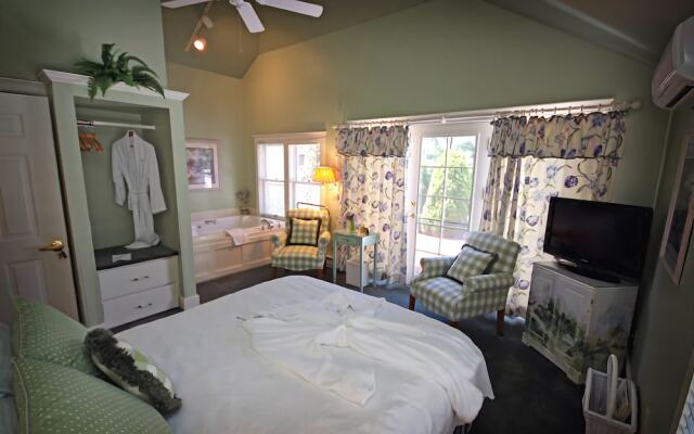 Metivier Inn