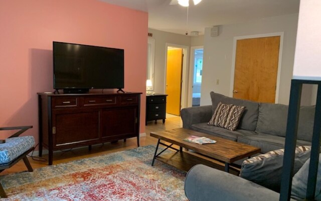 York Street - Y103-wr by Getaway