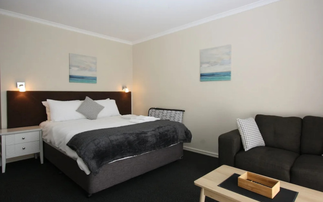 Resort Serviced Apartments - Mandurah – Guest Rooms – Mandurah