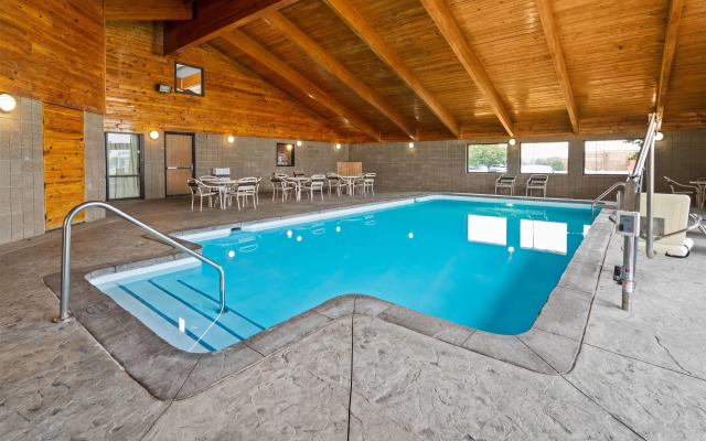 AmericInn by Wyndham Bismarck