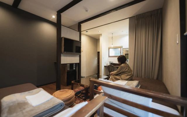 Traditional Apartment - Hostel