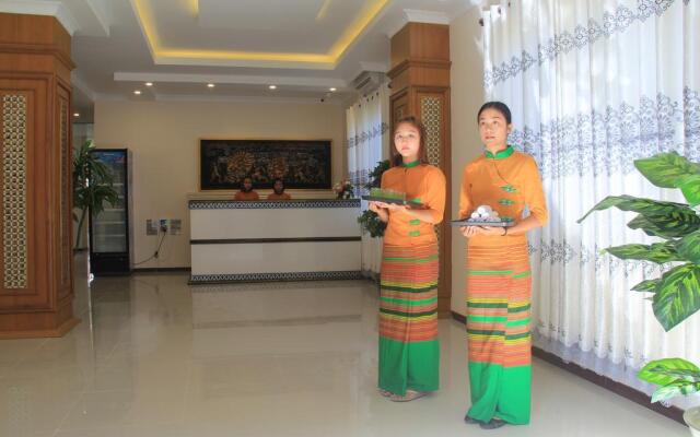 The Hotel Emperor Inle