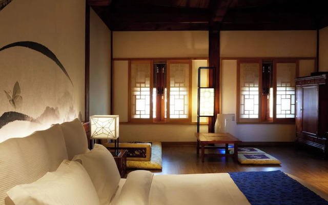 Gyeongwonjae By Walkerhill