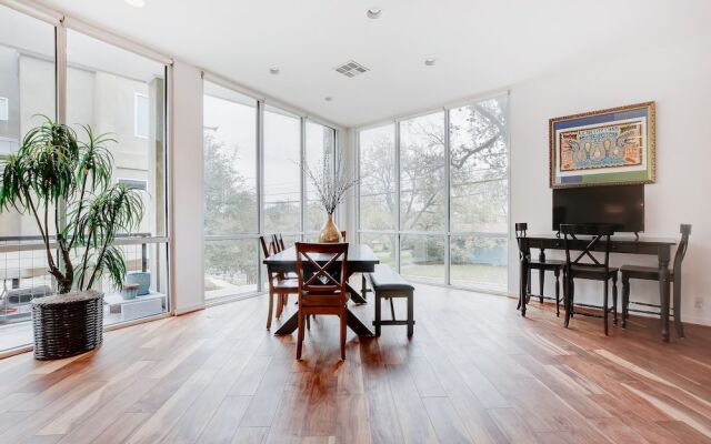 1500 Summit St Townhouse Unit 7