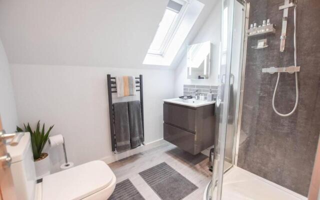 New Luxury 1-bed House nr Bicester Village
