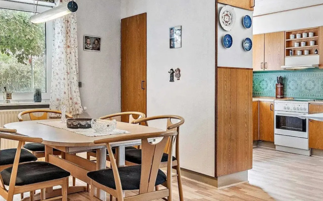 4 Person Holiday Home in Bovlingbjerg