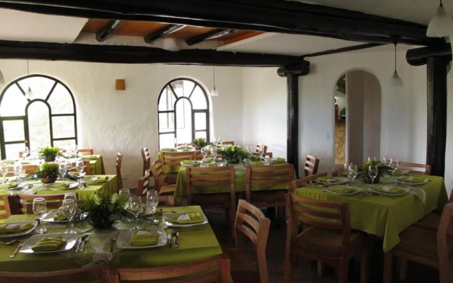 Sierra Alisos Hotel de Campo