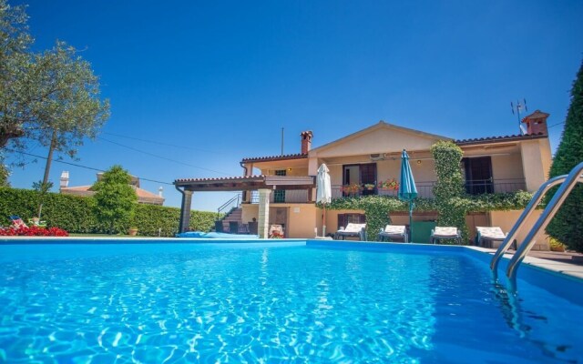 Villa Maria