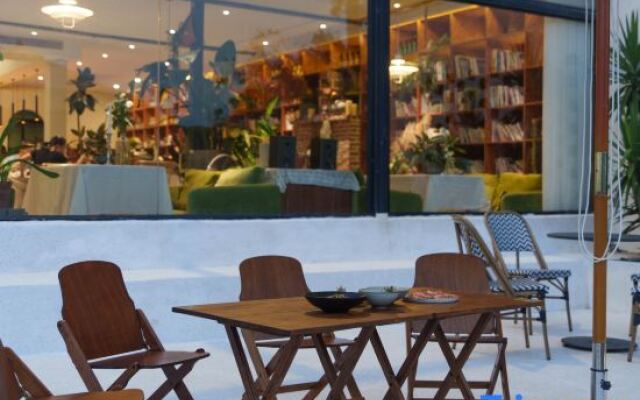 Zhoushan Zhujiajiantiwan Homestay (Xiaowu Shitang Shop)