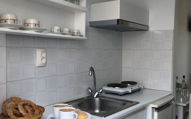 Stefano Apartments