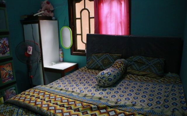 Homestay Junet - Hostel