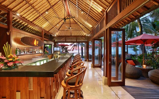 Legian Beach Villas