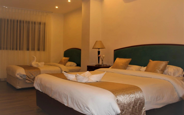 New MerryLand Hotel