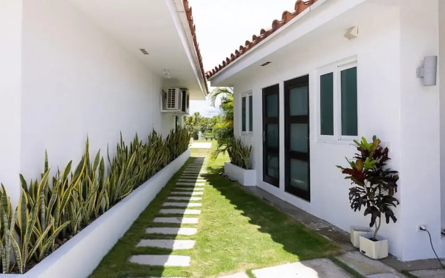 The Golf Oasis Villa by Acomodo