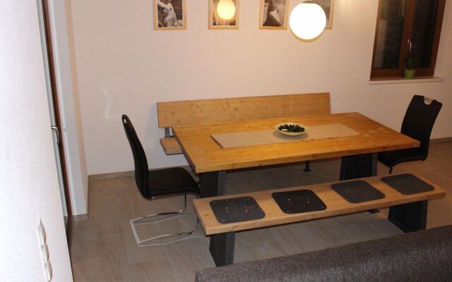 X-Alp Lodges