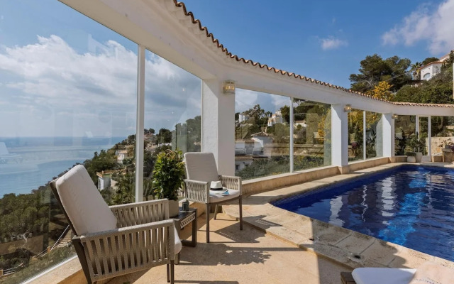 Rijos in J vea With 3 Bedrooms and 3 Bathrooms